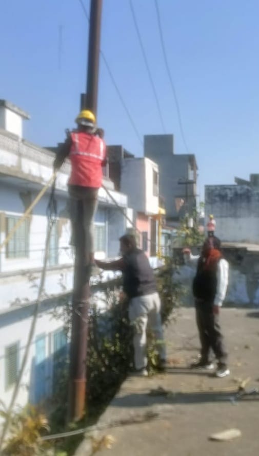 Ekta Nagar Colony faced power crisis for nine hours, other localities also faced power cuts