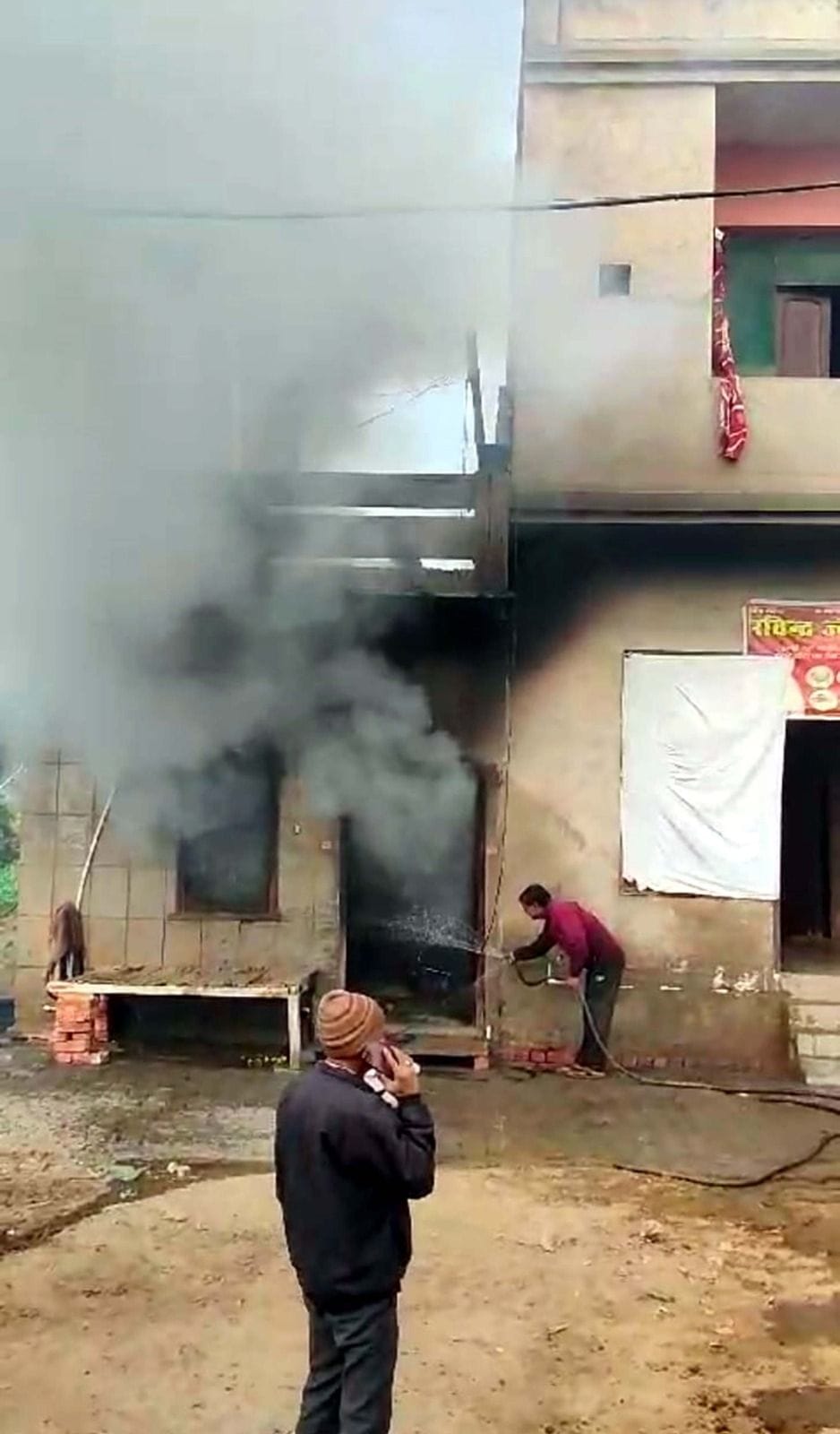 House caught fire due to gas cylinder explosion