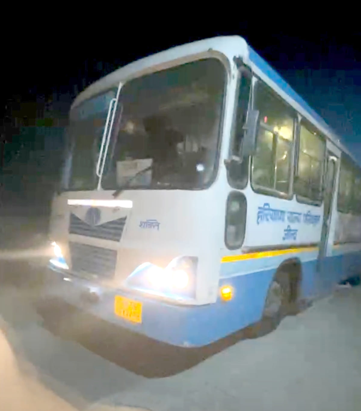 Drunk driver absconds from roadways bus full of passengers, suspended