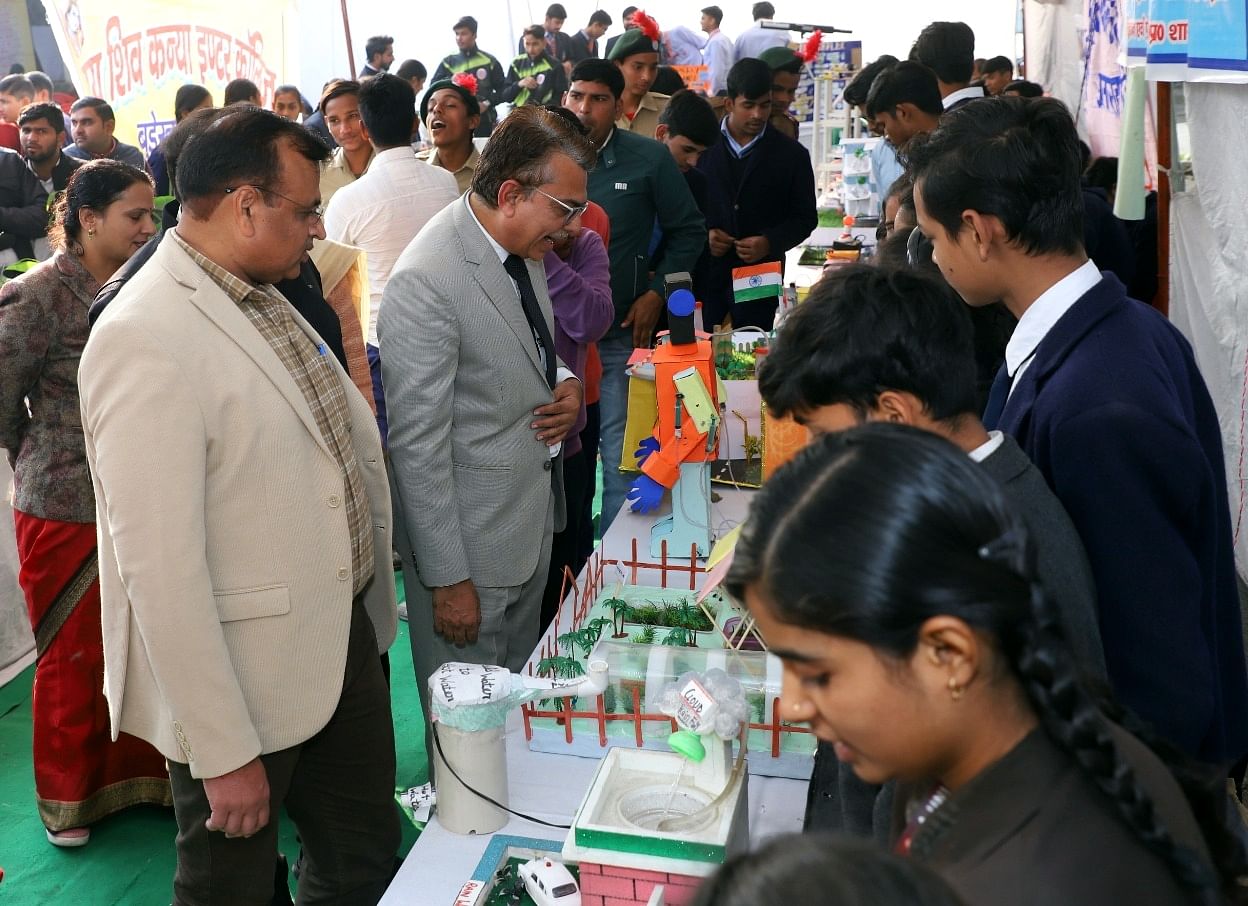 Pranjal tops district level science model competition