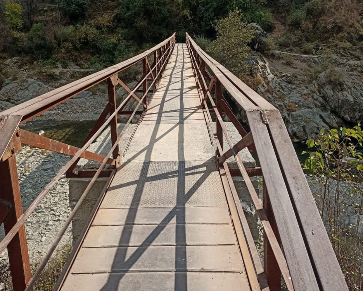 PWD estimated Rs 30 lakh to build the bridge... MNREGA laborers did the work for Rs 10 lakh