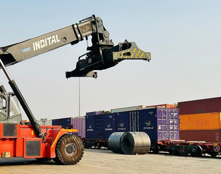 Cargo delivery from NCR to Hazira port will be done in 72 hours