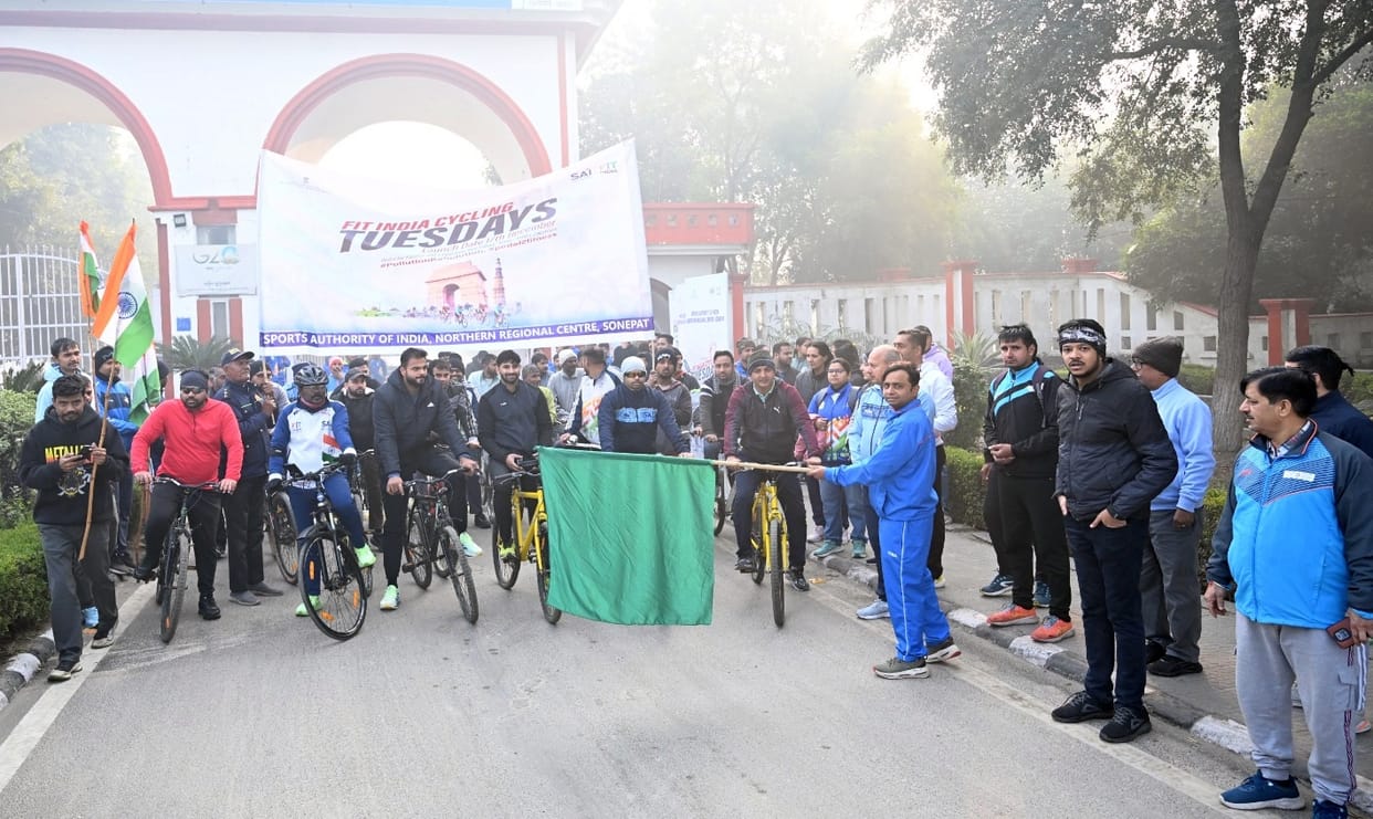 Paralympic gold medalist Sumit Antil gave the message of staying healthy through cyclothon.