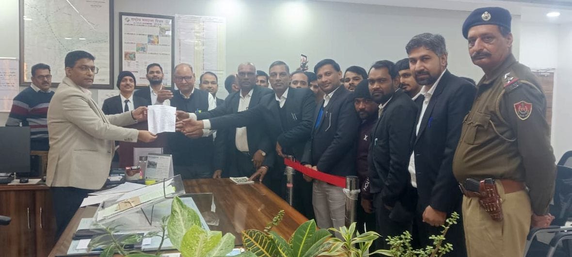 Lawyers expressed anger against Shah's remarks