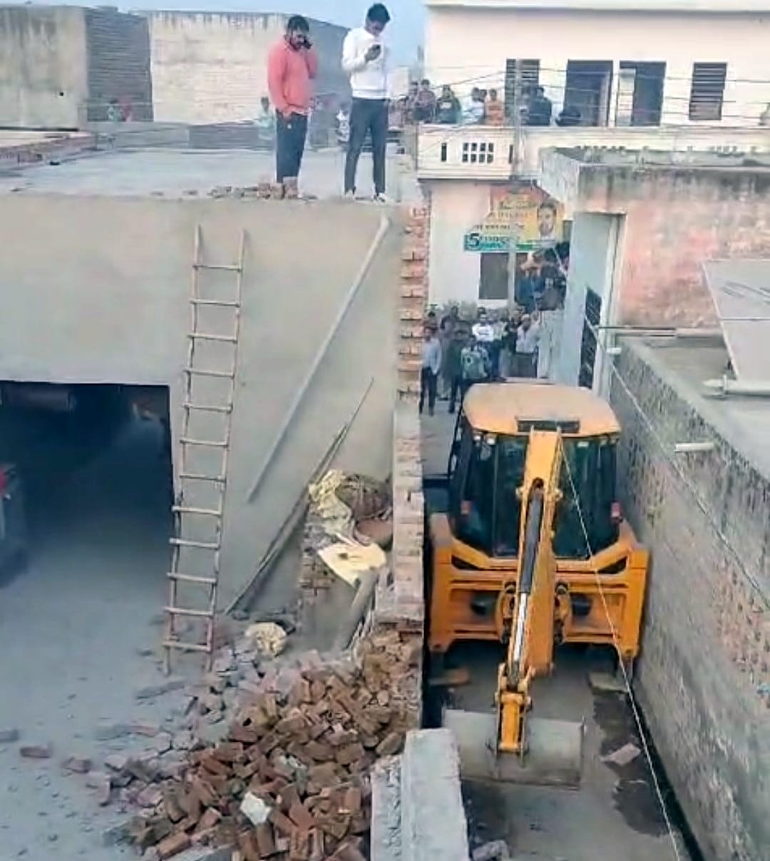 Administration removed encroachment from the street, police force remained deployed