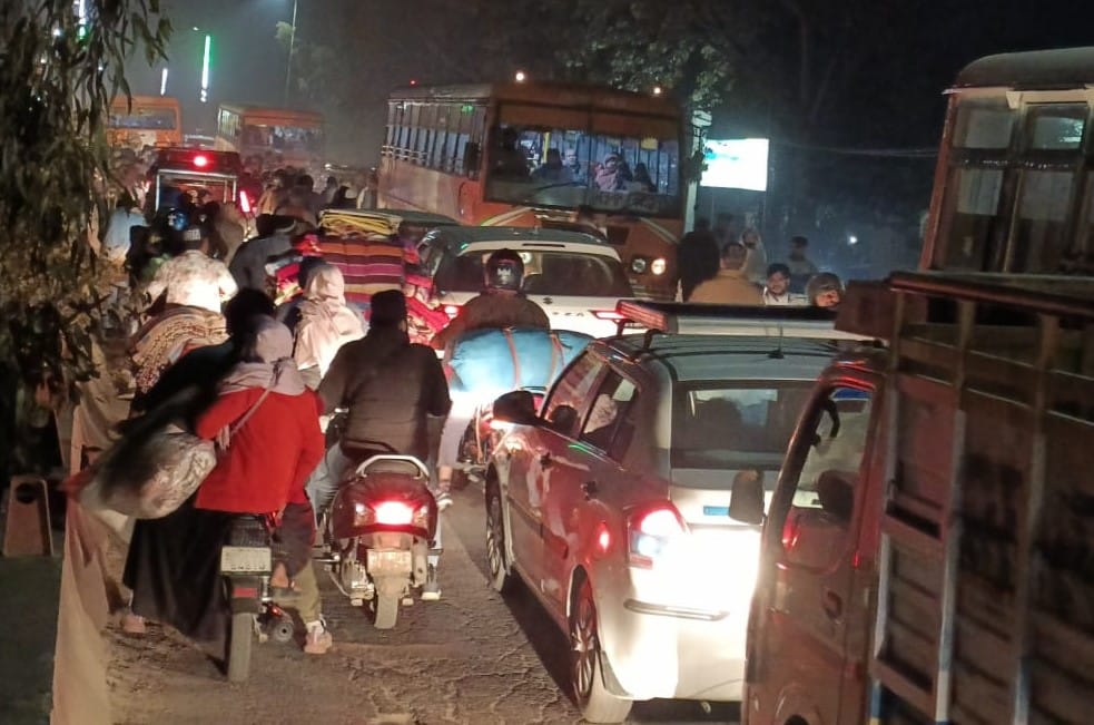 There was a technical fault in the bus, there was a long jam