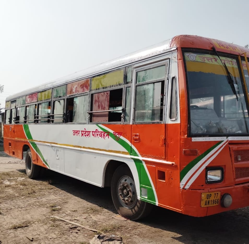 Roadways buses being painted saffron for Maha Kumbh