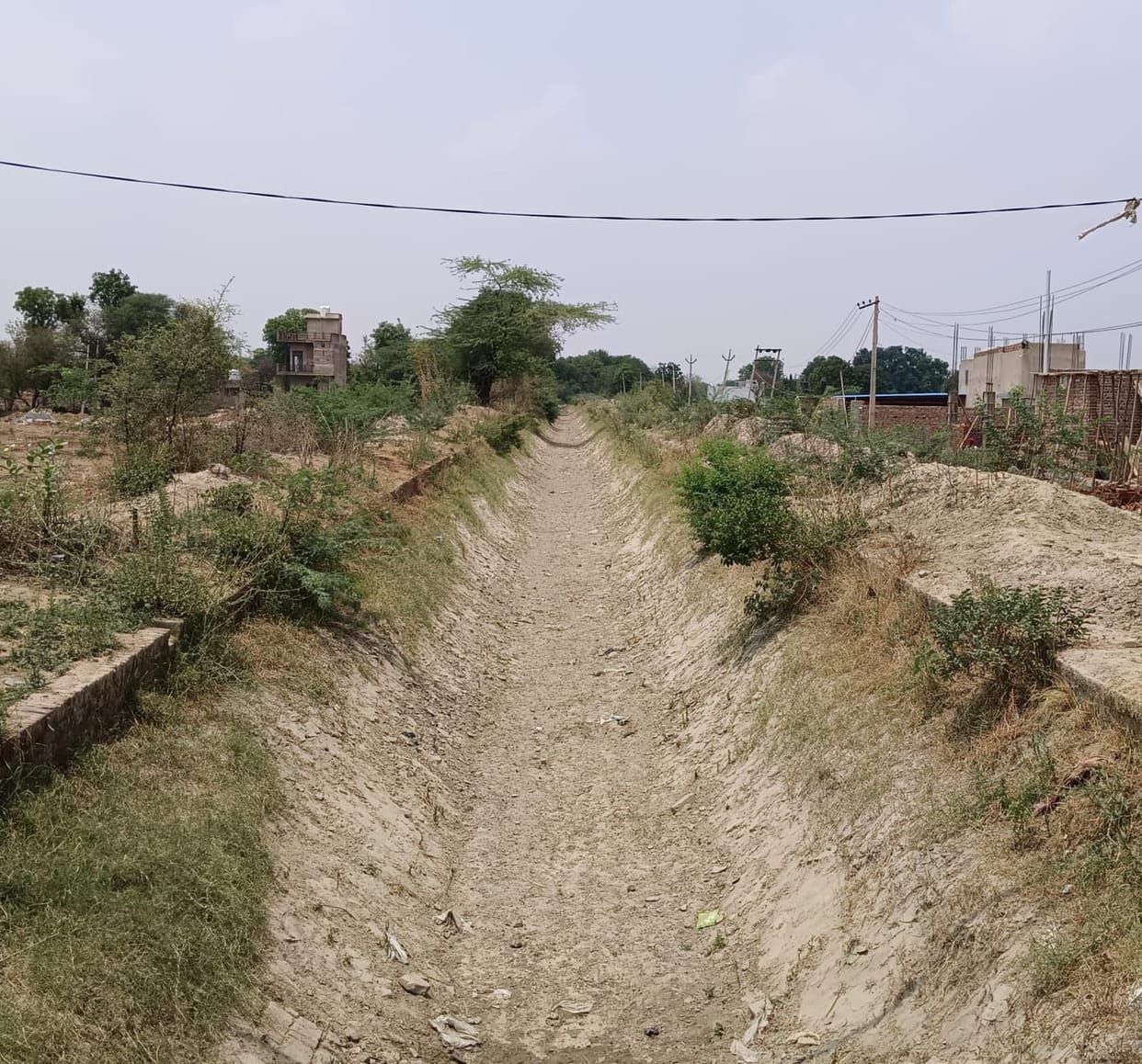 Farmers waiting for canal water for 25 days, released from Khubdu Head, will reach city by tomorrow