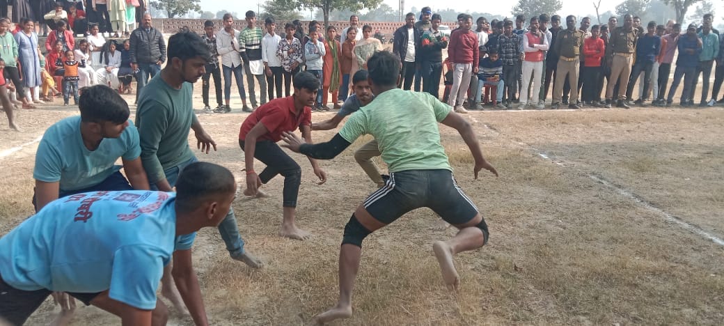 Sharda and Santosh won in 100 meter race