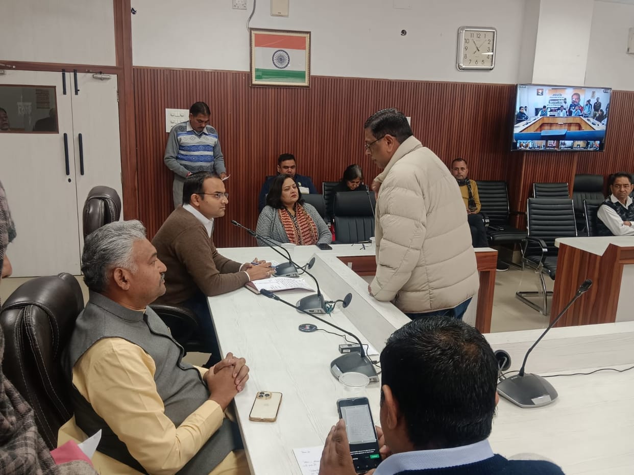 Officials heard 29 problems in the solution camp