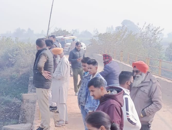 A young man was murdered, his legs were tied with a rope, a sack full of bricks was tied to his body and the body was thrown into the river