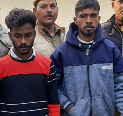 Two accused arrested for snatching woman's chain and running away