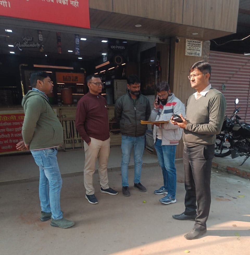 Municipal Corporation sealed 19 shops for not depositing outstanding house tax
