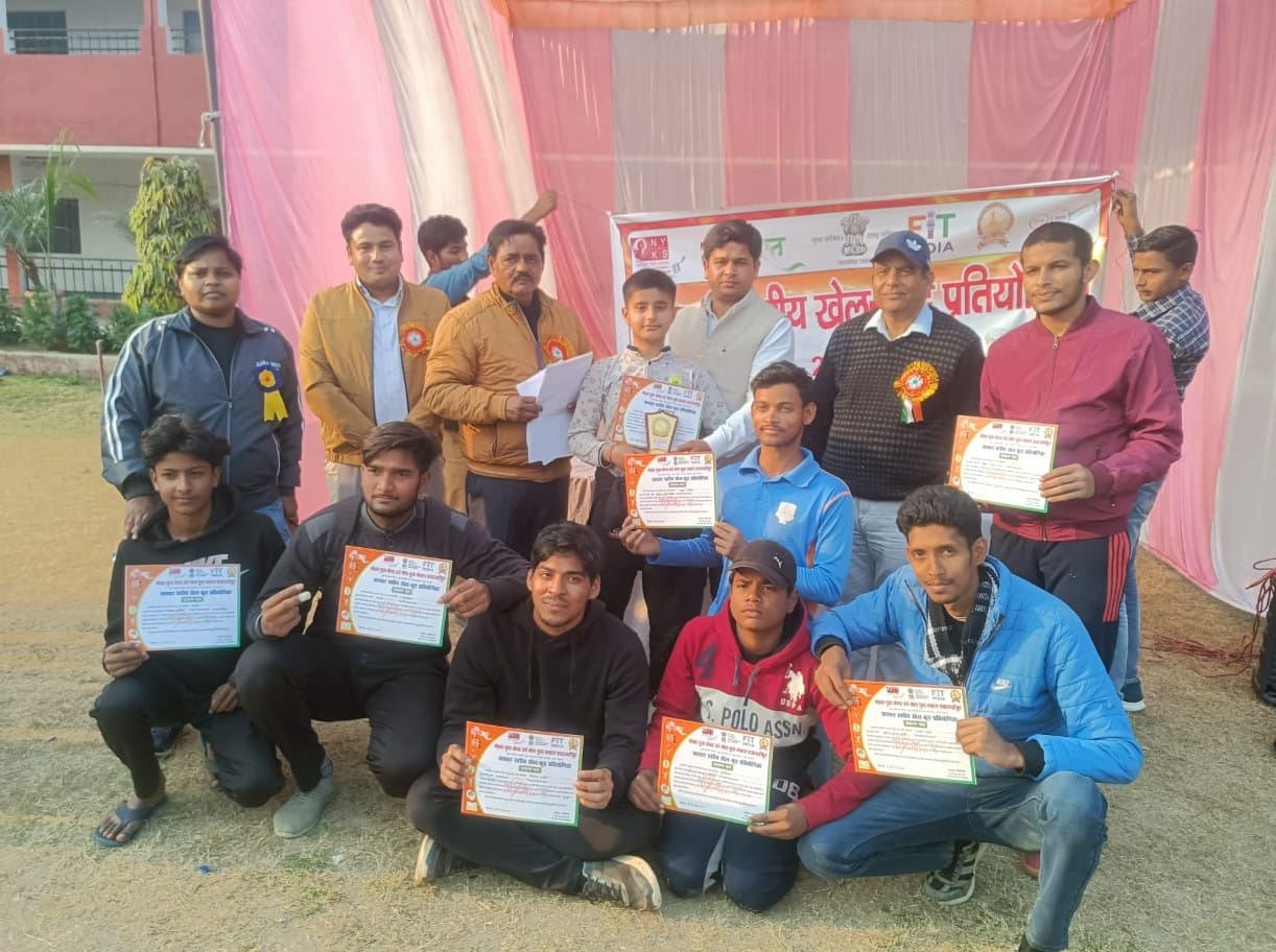 old man hammer won volleyball competition