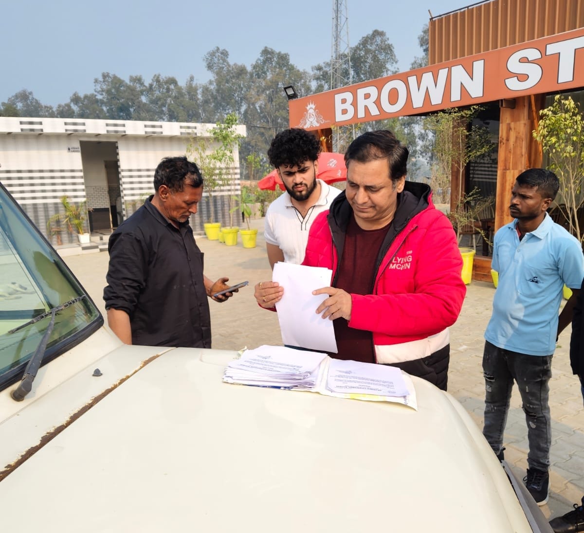 Crackdown on those who constructed buildings without getting map approved, 18 buildings sealed