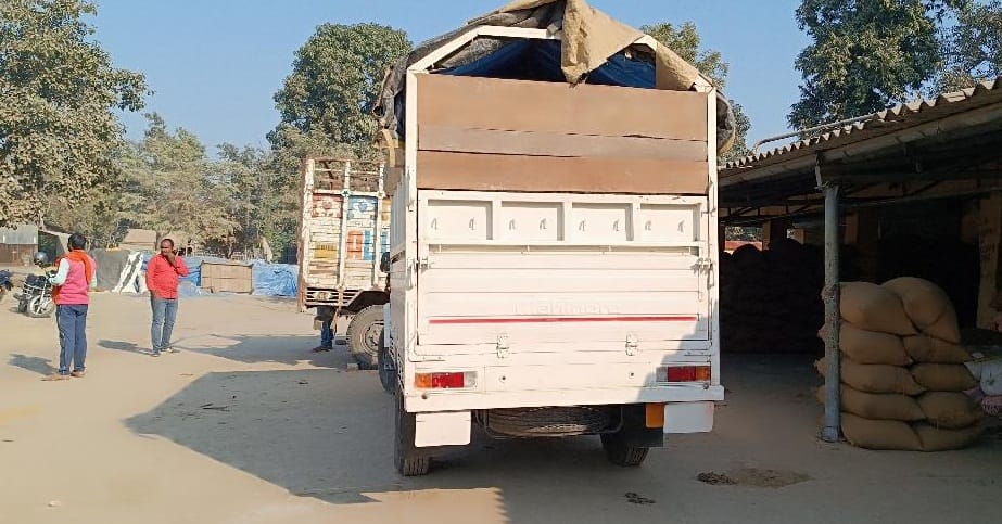 Strictness on the border: 138 sacks of Chinese garlic, 139 sacks of maize recovered