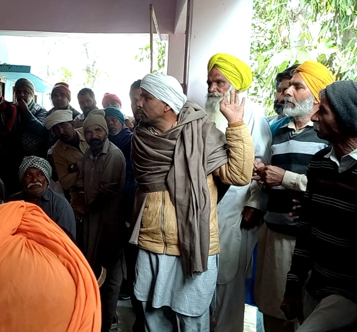 The issue of dirt spread on the gravel was raised in the meeting, instructions given to ABPO to get it cleaned