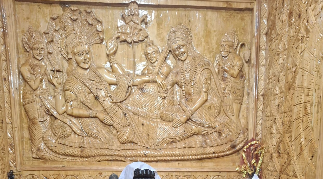 The villagers themselves took up the responsibility of renovation, the temple is being decorated for Rs 20 lakhs.