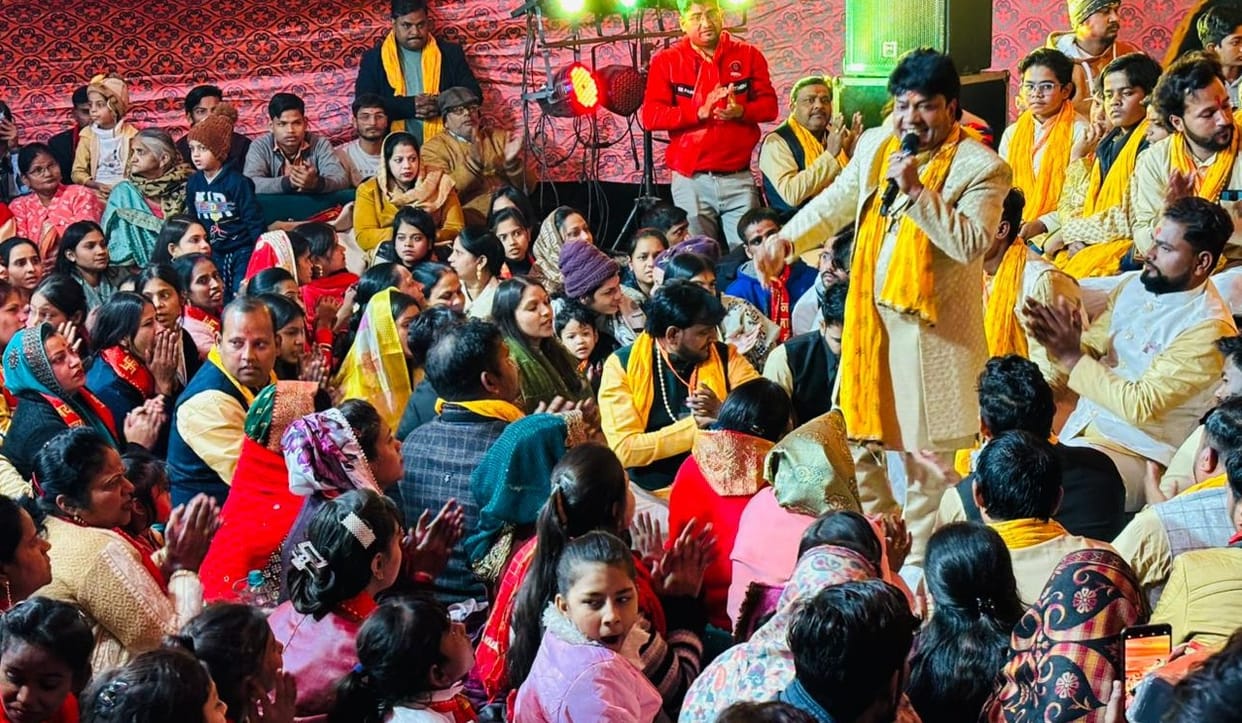 Devotees danced to the hymns of Mother Kaila Devi