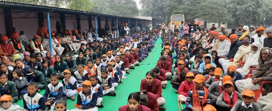 A procession was held on the death anniversary of Swami Shraddhanand Saraswati