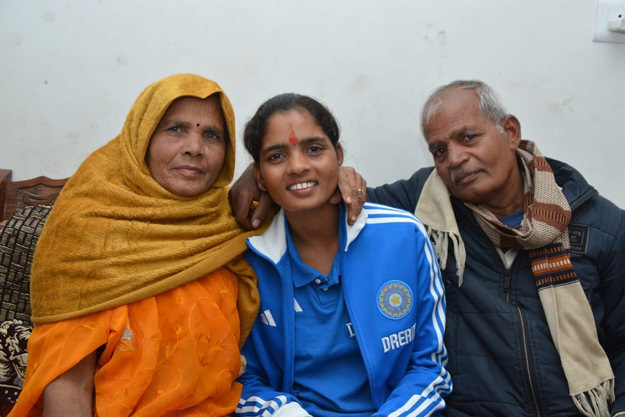 Sonam was welcomed after she returned after winning the Asia Cup