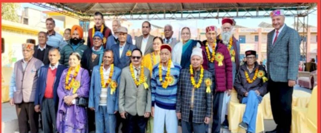 7 retired teachers honoured in ponta
