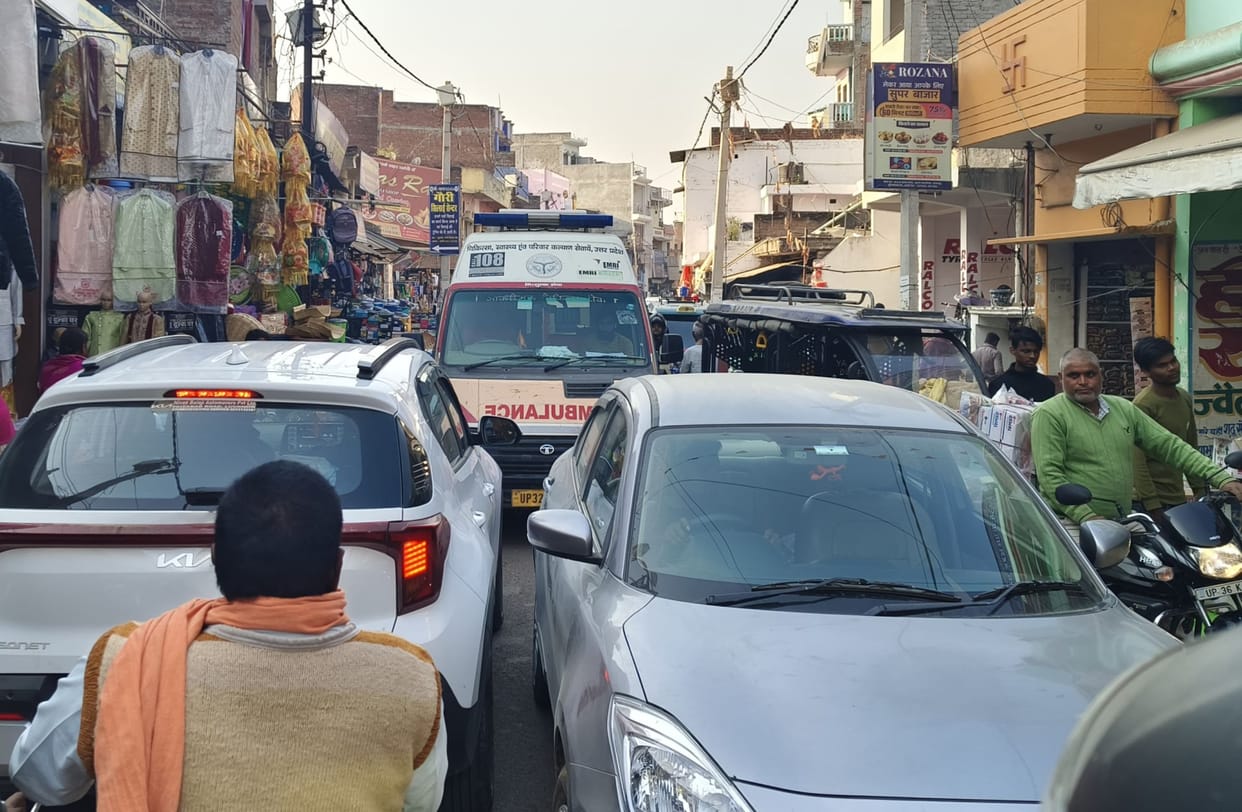 Two ambulances stuck in traffic for an hour
