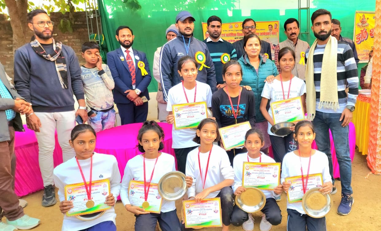 Richa tops the sprint race, Hrithik tops the 1500 meters