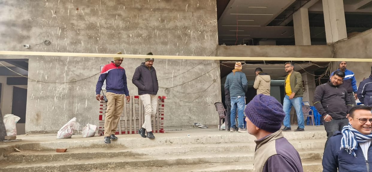 Under construction shopping mall sealed In Damoh