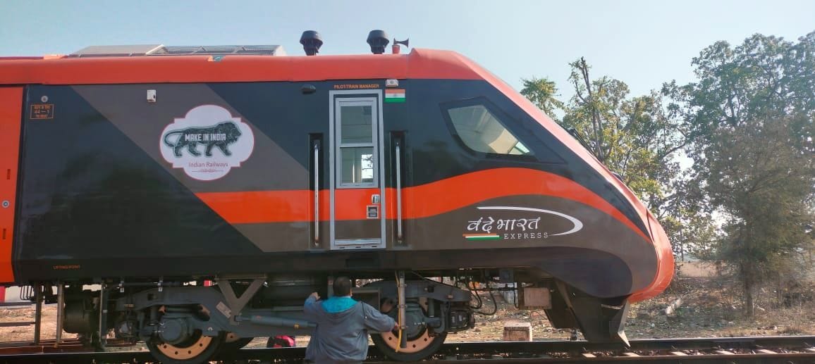 25 trains including Rajyarani-Janasadharan cancelled, Vande Bharat likely run between Meerut-Varanasi