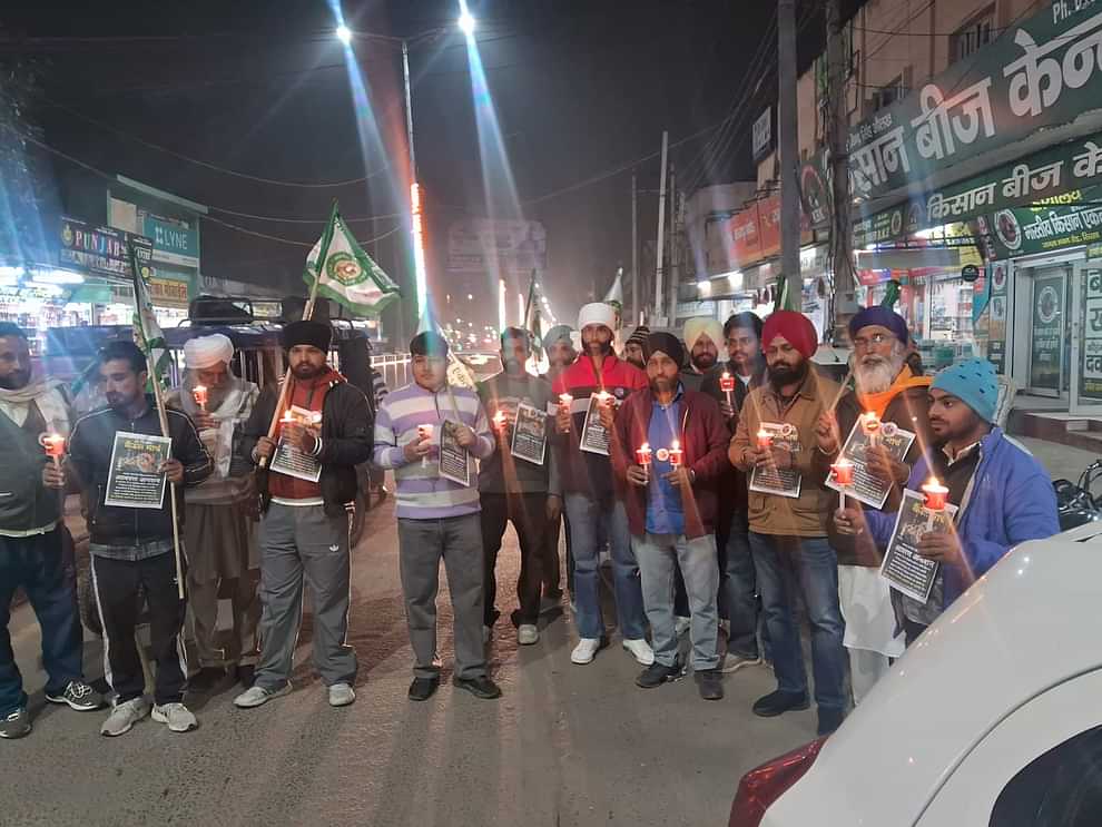 Farmers took out candle march in the city, will go on hunger strike tomorrow