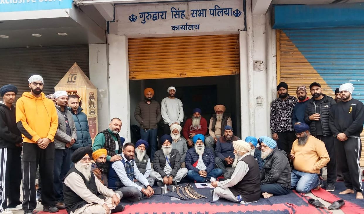 Secretary of Shri Guru Singh Sabha attacked with revolver, tried to kill with sword