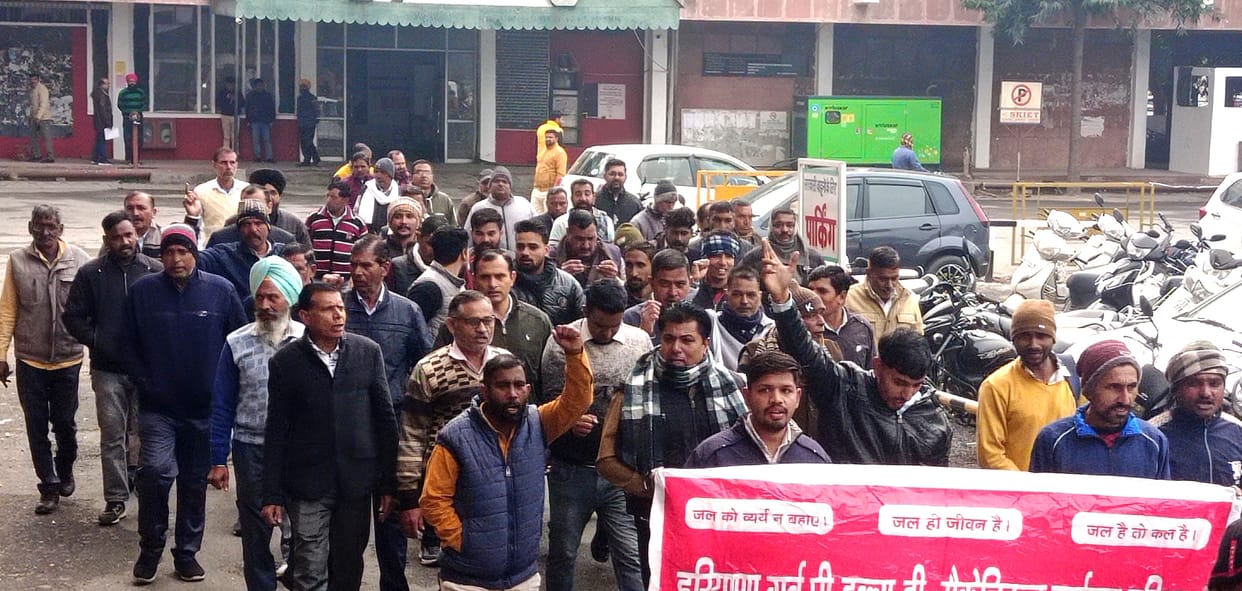 Union submitted memorandum in support of demands