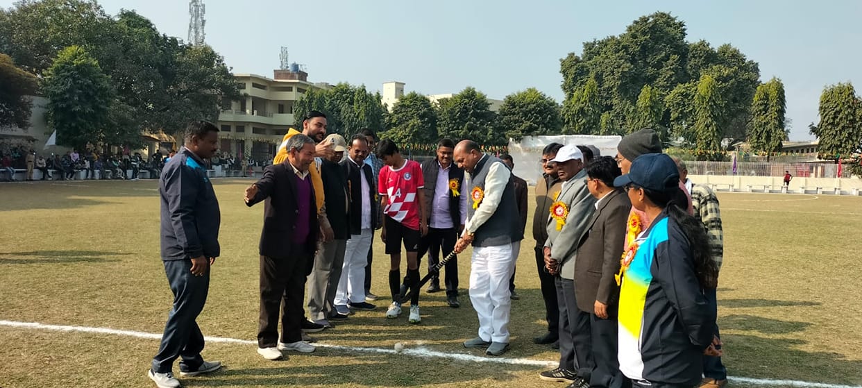 The teams of Gola and Saifai were victorious