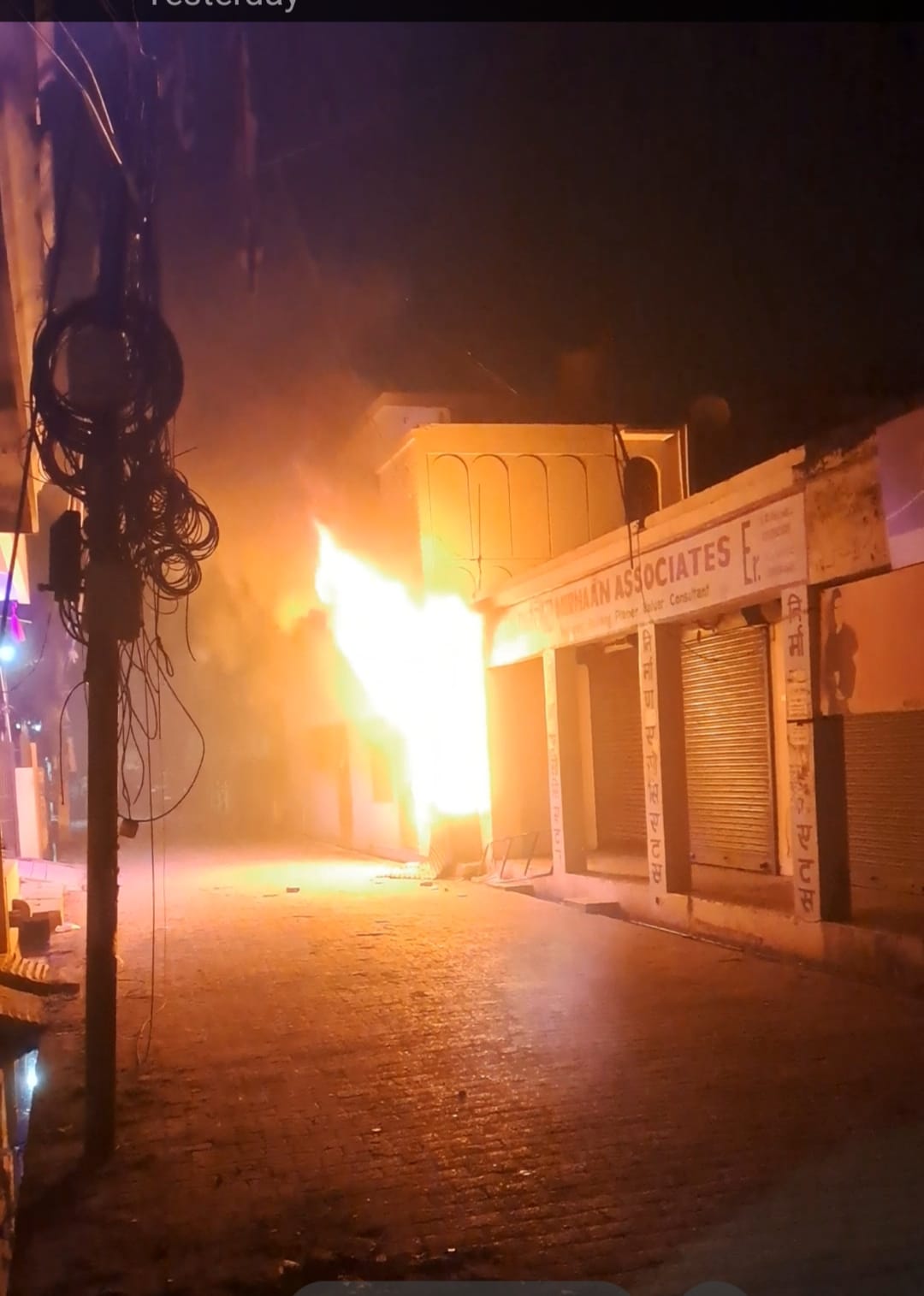 A shop caught fire due to a short circuit, goods worth lakhs burnt