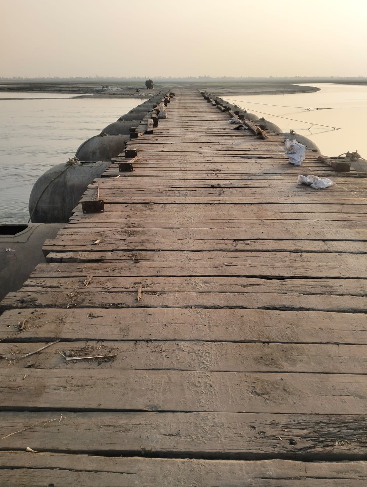 Ramnagar pontoon bridge started with half-hearted preparations