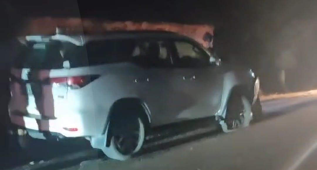 Young man dies in collision between Fortuner car and bike