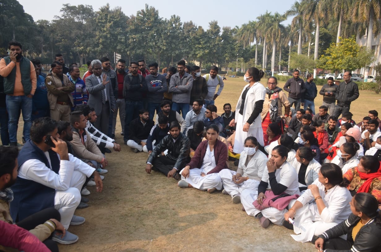 Medical college contract workers on strike over non-payment of salaries