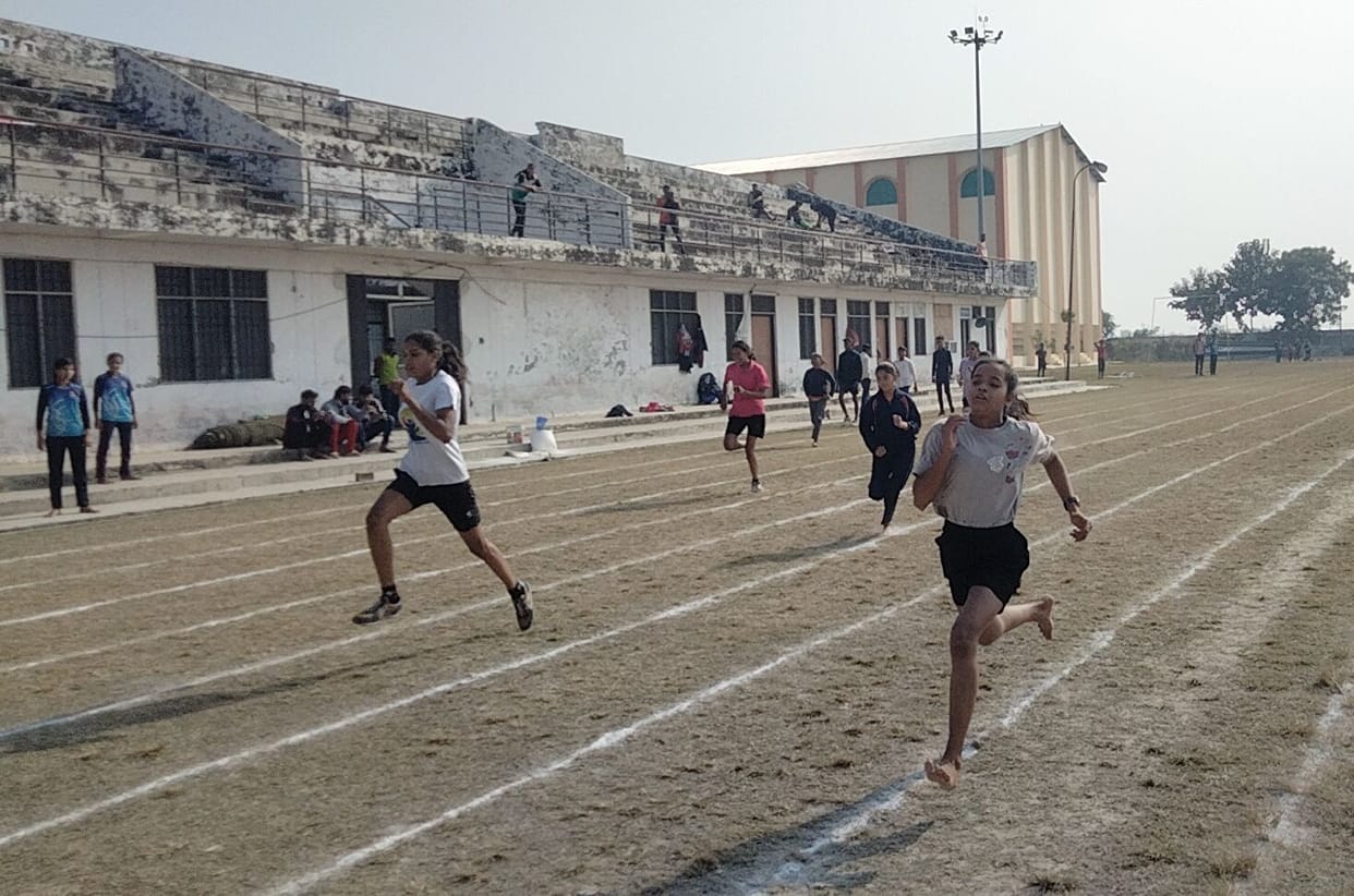 Ajay's team was the winner in the race and Naubasta's team was the winner in football.