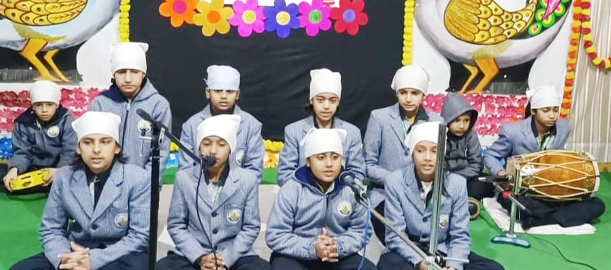 Shabad-kirtan performed on the day of Sarbans Dani martyrdom