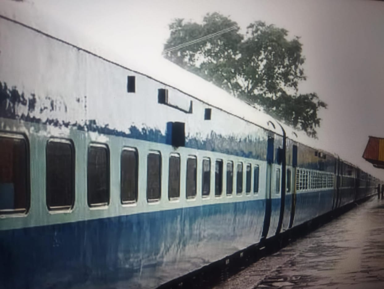 Rewari-Meerut Cantt passenger ran one hour late