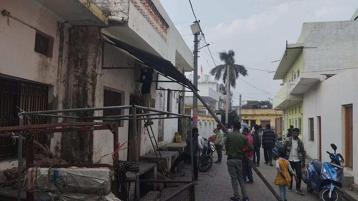 Two days' time sought to vacate Agnihotri Dharamshala