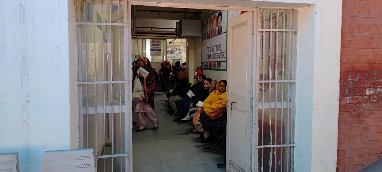 Cataract patients increase with cold