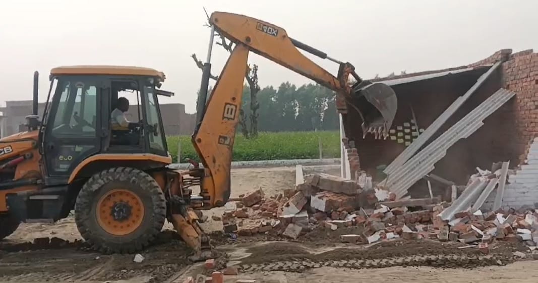 Plotting is being done without getting the layout passed... Administration used JCB