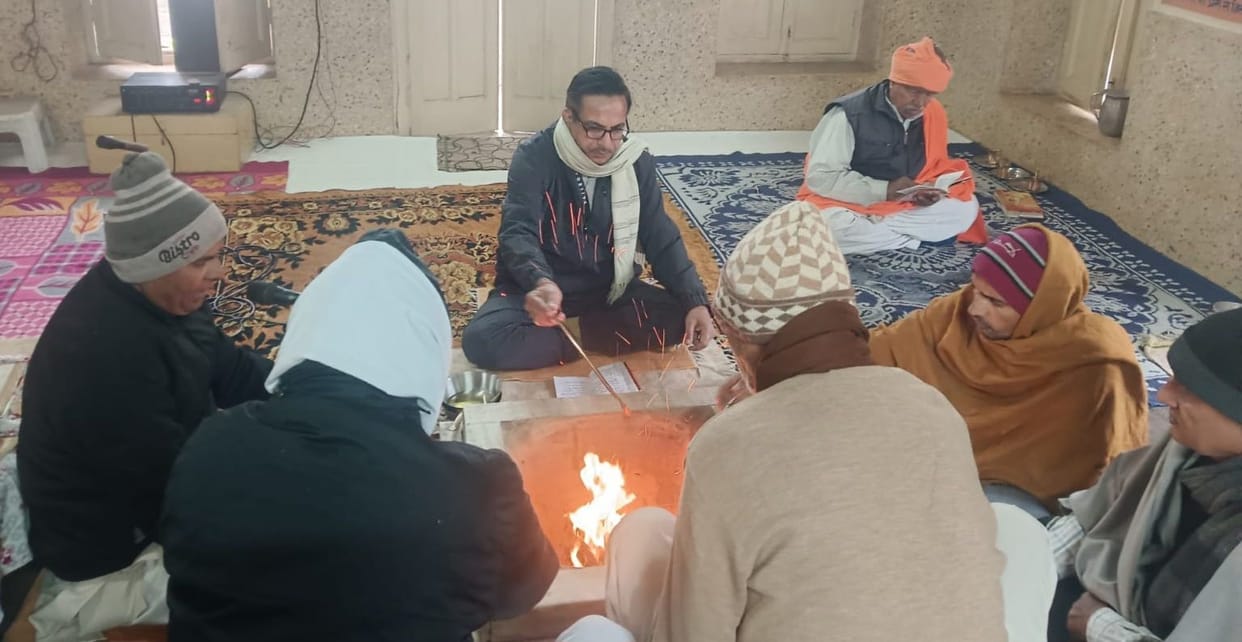 Arya Samaj Narwana conducted weekly satsang and havan yagya.