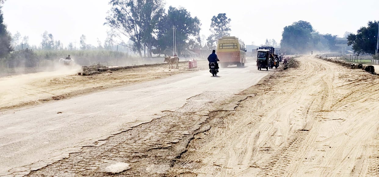 Highway construction from Khutar to the headquarters is incomplete, travel is dangerous