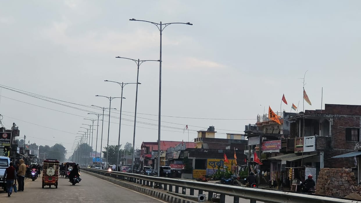 The border will be illuminated with milky light, 119 pillars and 238 lights will be installed at a cost of Rs 80 lakh
