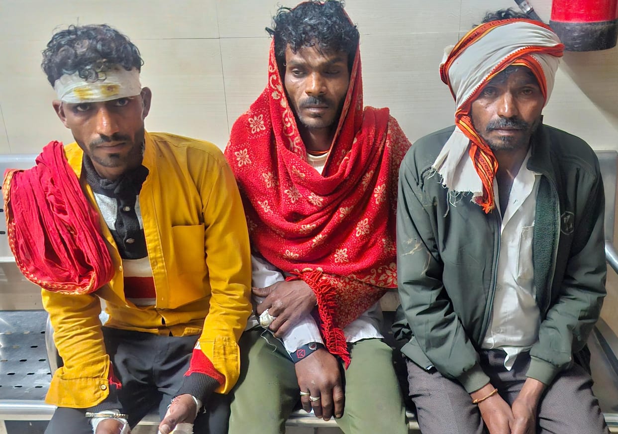 Damoh News: Violent clash after dispute between two parties in Nohta, eight people injured