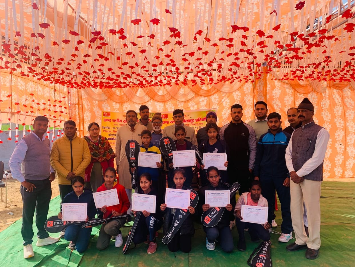 Manethi in Volleyball and Balwadi team winner in Kho-Kho competition