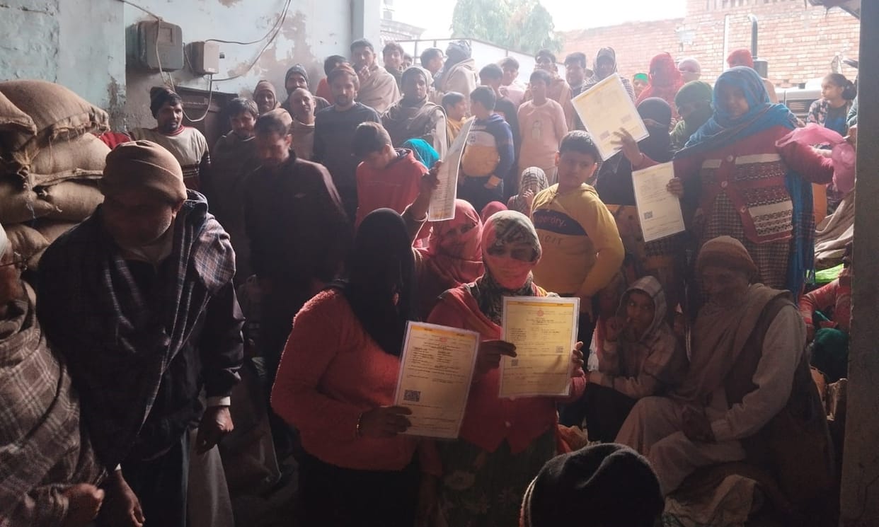 Card holders expressed anger due to not getting ration
